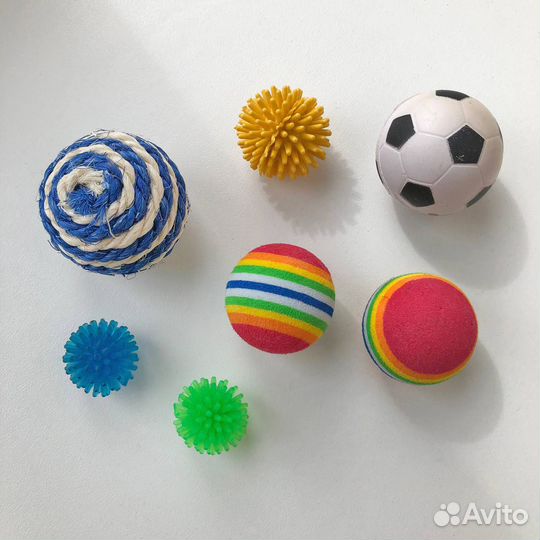 Мячики для кошек 13 штук (пакетом)