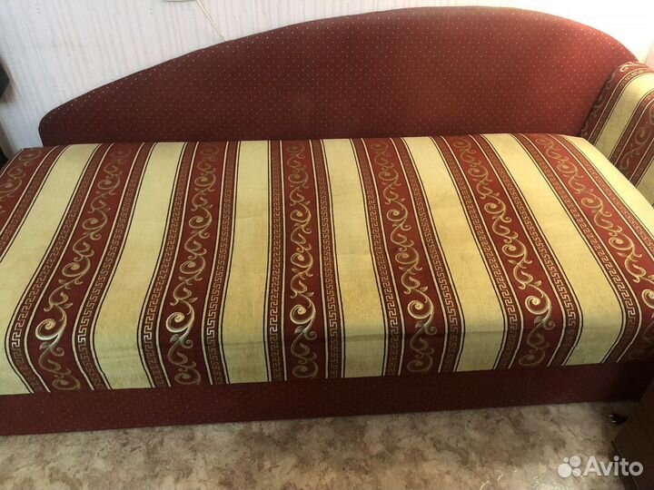 Диван, тахта