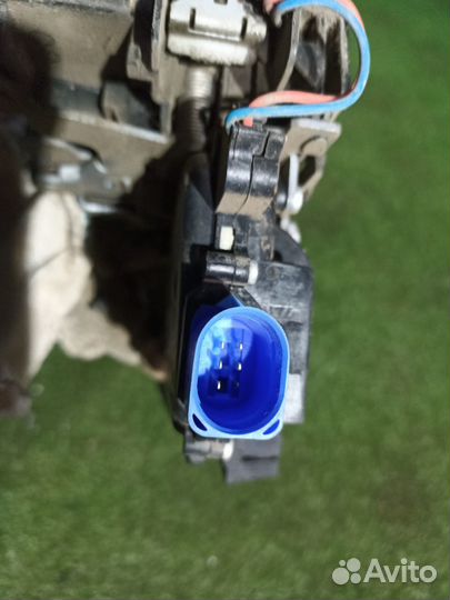 Замок двери задний левый Skoda Fabia 2 хэтчбек