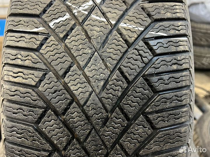 Continental ContiVikingContact 7 225/45 R19 96