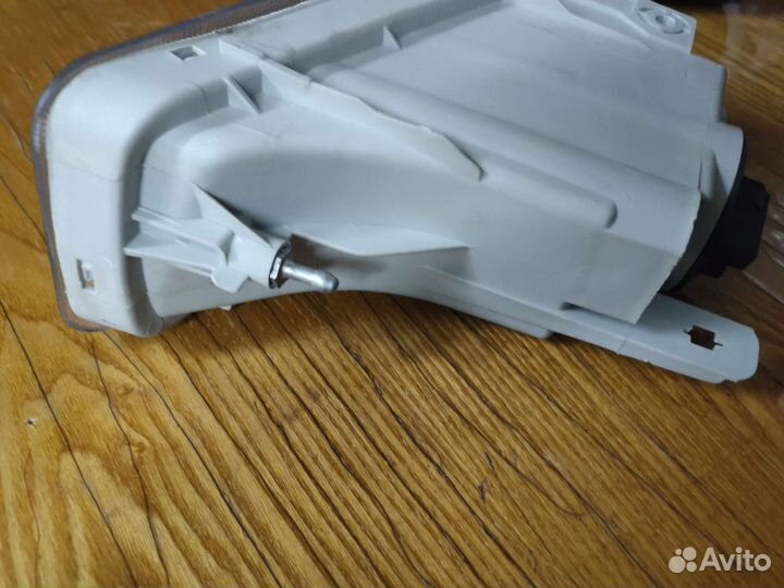 Противотуманные фары Toyota corona premio210