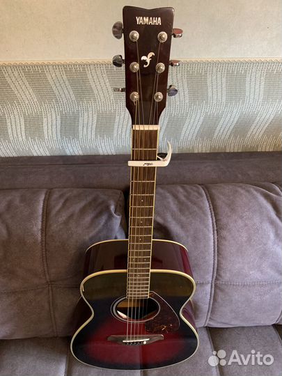 Акустическая гитара Yamaha FS720S