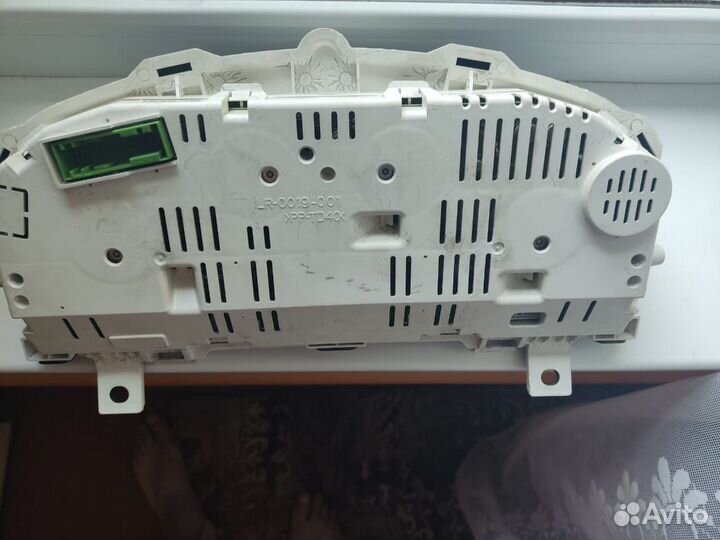 Панель приборов Land Rover Discovery 3 2006