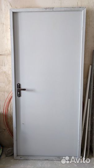 Дверь входная