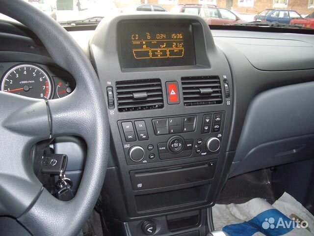 Кнопка аварийная на Nissan Almera N16