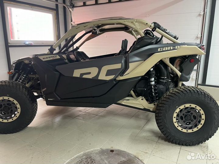 BRP Can-Am Maverick XRC turbo RR