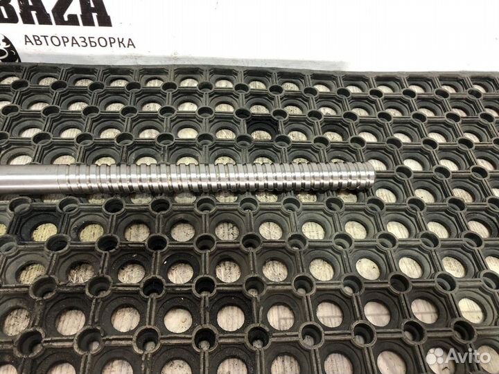 Вал рулевой рейки BMW 5