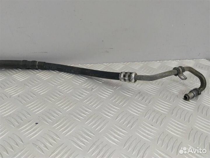 Трубка кондиционера Volkswagen Touareg 7P0422893N