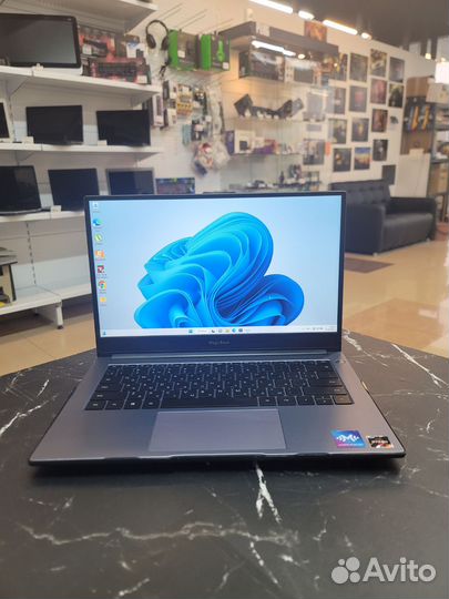 Ноутбук honor magicbook 14 ryzen/ssd/8gb