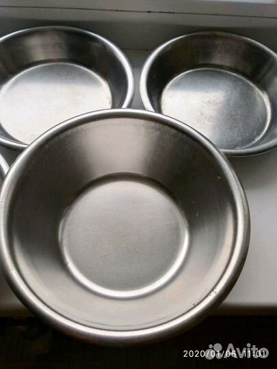 Ложки, вилки, тарелки, миски из нержавеющей стали