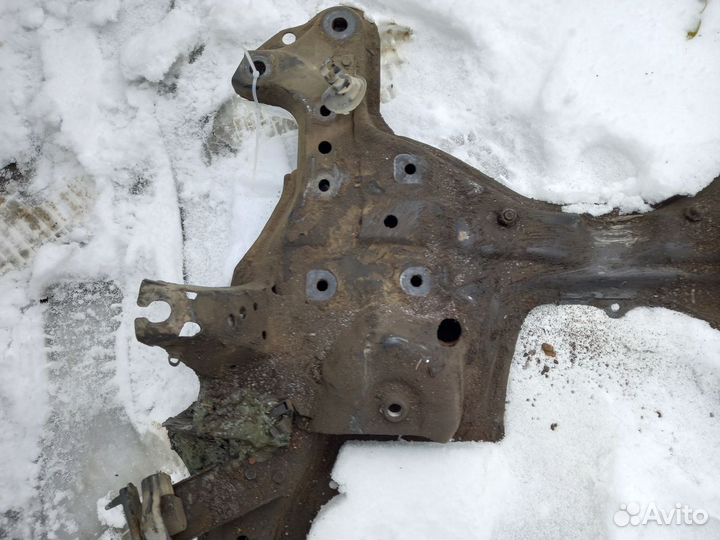 Honda CR-V (RE) III балка подмоторная