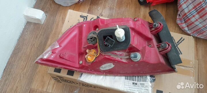 Фонарь задний правый Б7 2011-15гг VAG