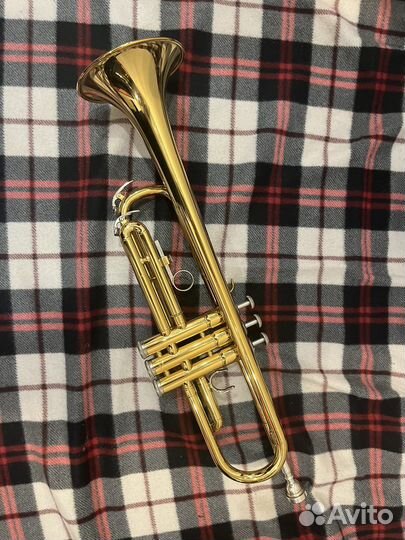 Музыкальный инструмент труба Yamaha