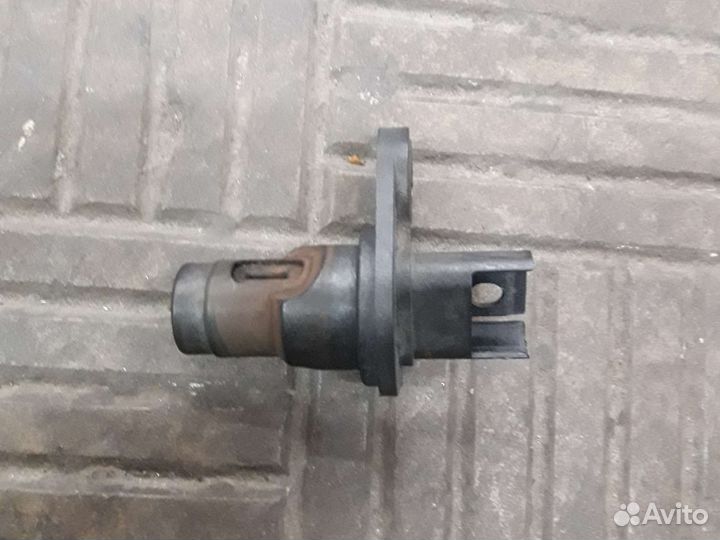 Датчик распредвала BMW 750 N63B44A