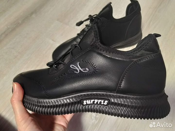 Кроссовки 40 размер новые весна