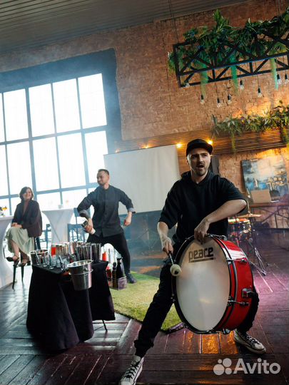 Барабанное Бармен Шоу праздник под ключ