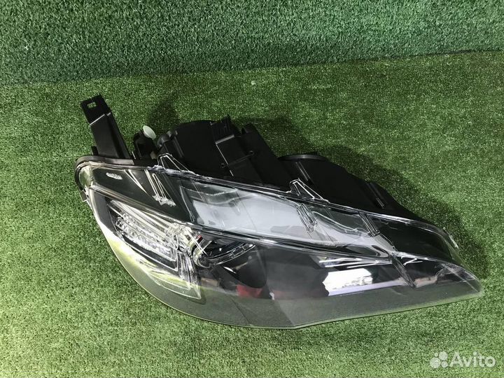 Фара правая BMW X5