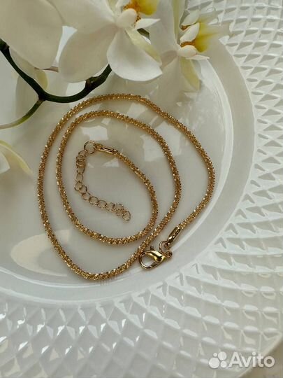 Swarovski колье