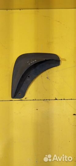 Брызговик задний правый Chevrolet Aveo T200
