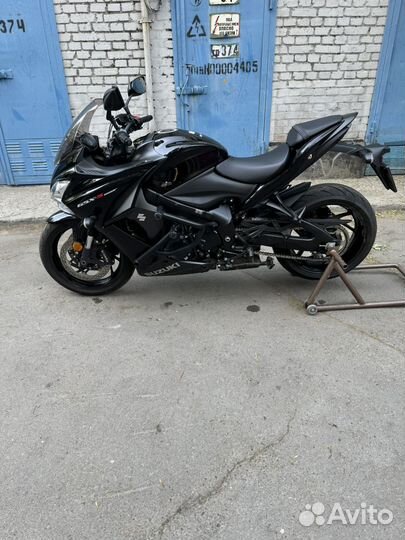 Suzuki gsxs 1000F