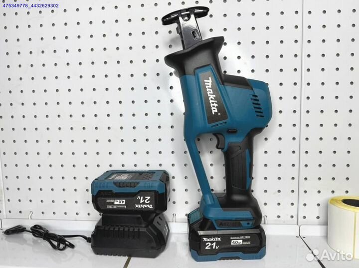 Сабельная пила Makita бесщеточная 21V c двумя АКБ