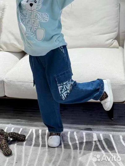 Джинсы детские Fendi