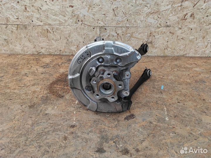 Кулак задний правый BMW 6 G32 в сборе