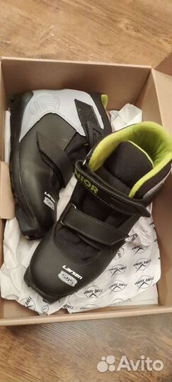 Комплект: лыжи беговые р. 170,ботинки лыжные,р. 37