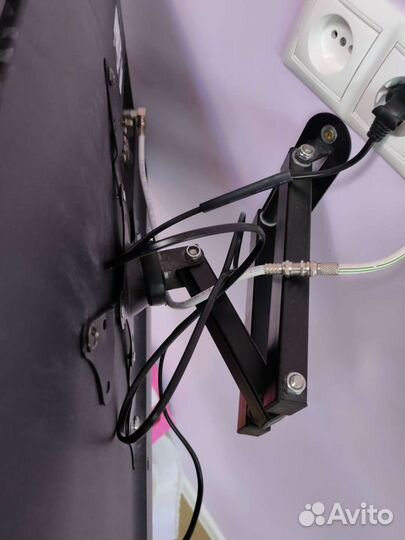 Кронштейн для телевизора 10-32 дюйма