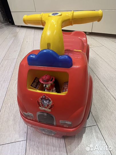 Машинка-каталка щенячий патруль