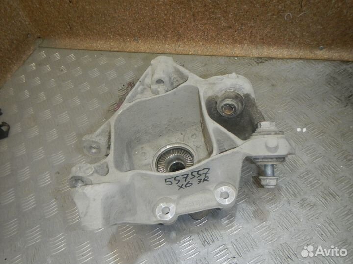 Цапфа/кулак поворотный задний правый BMW X6