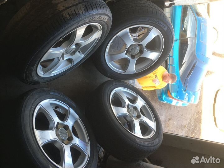 Диски r16 с шинами Yokohama 205/55/16 mictubisi