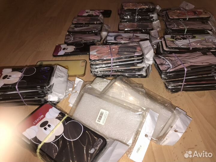 Очень много чехлов