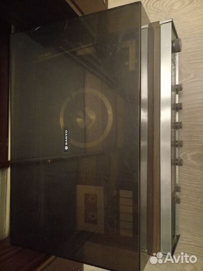 Музыкальный центр плита Sanyo