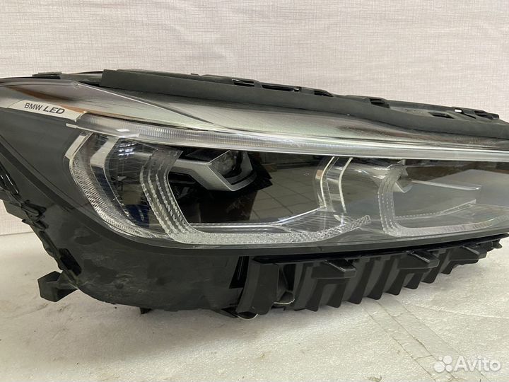 Правая фара на BMW 7 series G11 G12 LED рест б/у