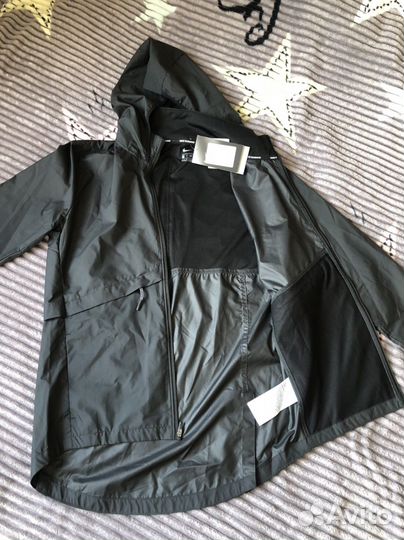 Ветровка Nike Essential