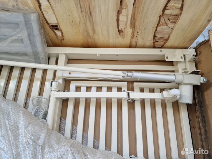 Медицинская кровать электрическая YG-2, мм-301пн