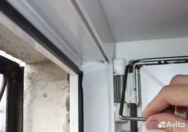 Регулировка пластиковых окон и дверей