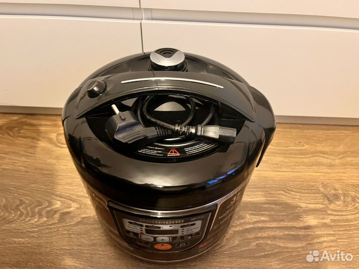 Мультиварка redmond rmc m22