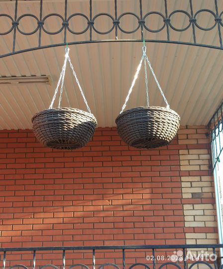 Кашпо подвесное