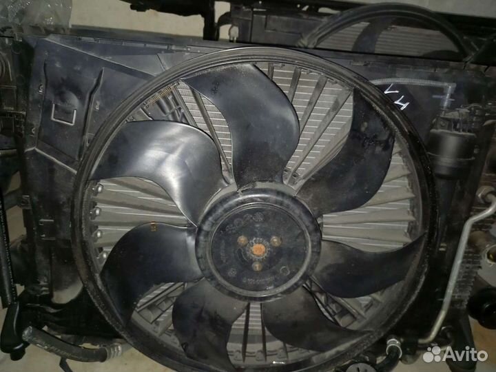 Mercedes E-Class W212 кассета радиатора