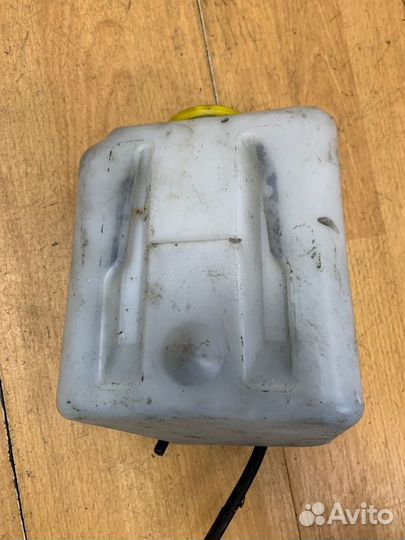 Бачок омывателя Opel Corsa C