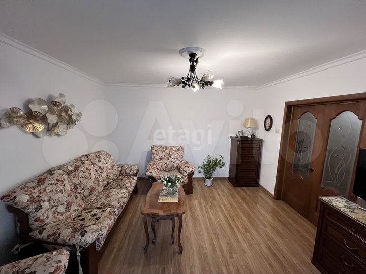 2-к. квартира, 54 м², 5/9 эт.