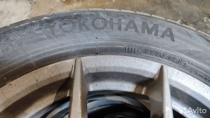 Yokohama BluEarth AE51 215/60 R16