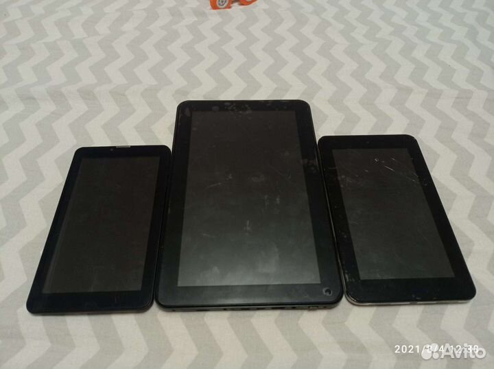 Планшет на запчасти