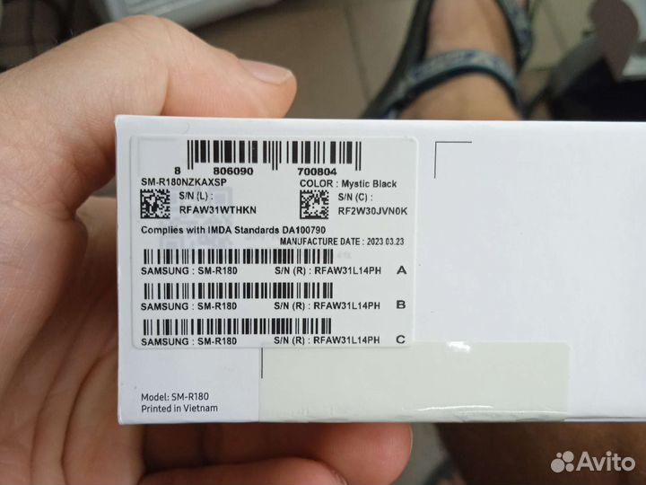 Беспроводные наушники samsung galaxy buds live