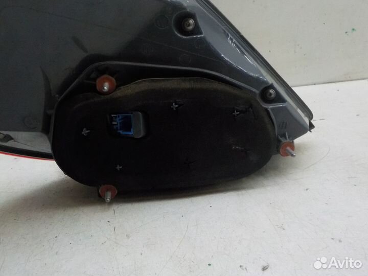 Фонарь задний правый Mercedes-Benz C-Class