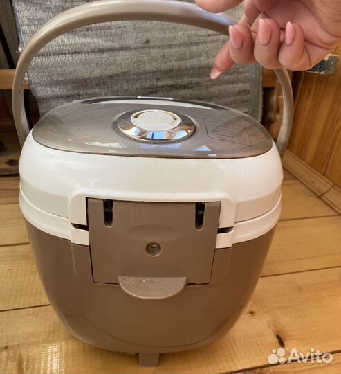 Мультиварка на запчасти детали