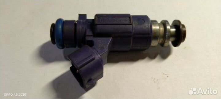 Форсунка топливная Nissan X-Trail T30 2004