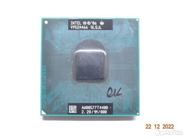 Двухъядерный процессор Intel Pentium T4400 (slgjl)